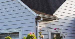 Read more about the article How to Choose the Perfect Shingle Color for Your Home’s Roof